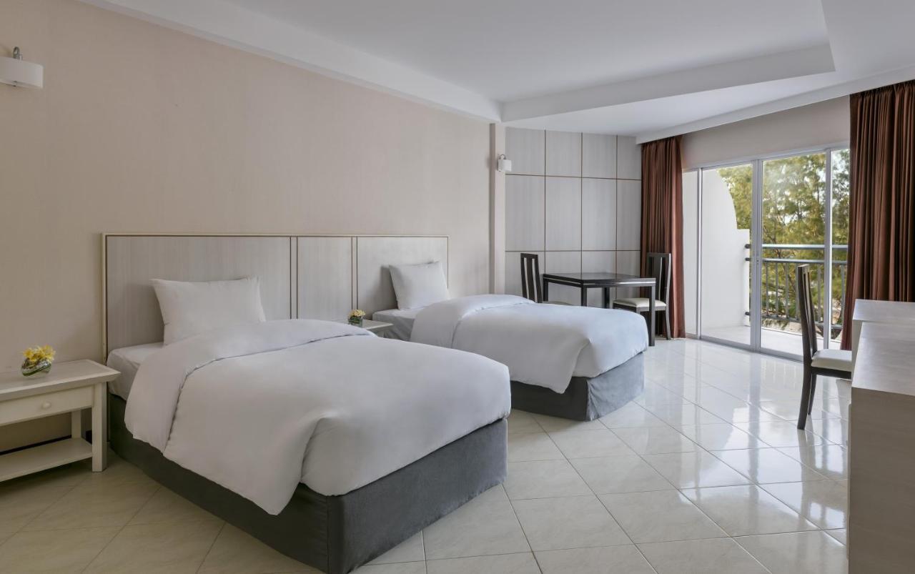 Seapine Beach Golf And Resort Hua Hin Ban Khao Takiap Экстерьер фото